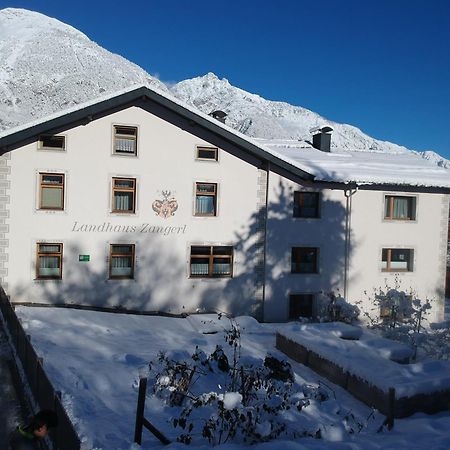 Landhaus Zangerl - Kobelerhof Landeck Ngoại thất bức ảnh